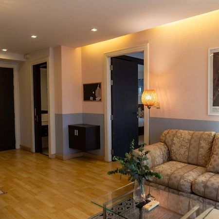 Go Inn Thonglor 23 โกอินน์ ทองหล่อ 23 X Bangkok Extérieur photo