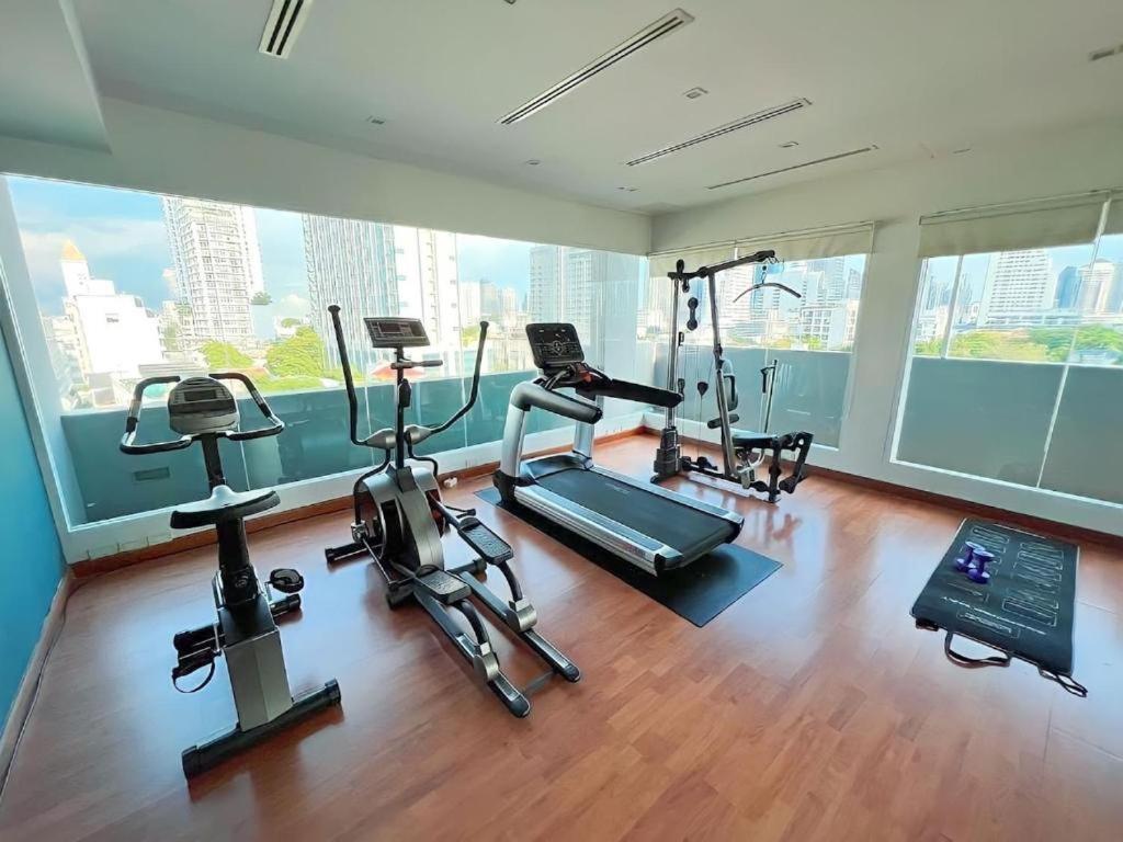Go Inn Thonglor 23 โกอินน์ ทองหล่อ 23 X Bangkok Extérieur photo